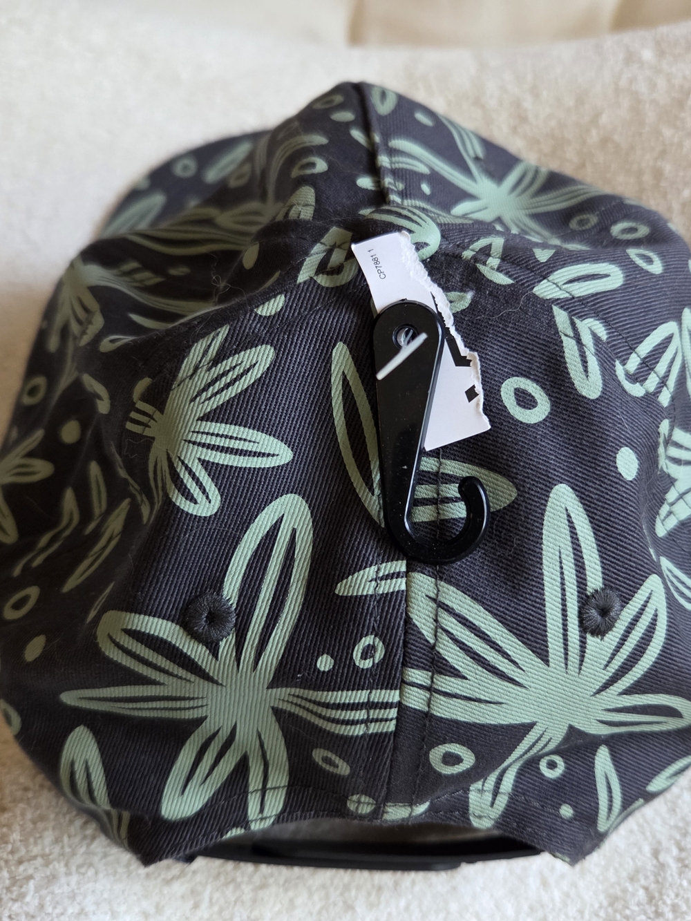 Vans Black Hat with Mint Green Floral Print - Picture 3 of 5